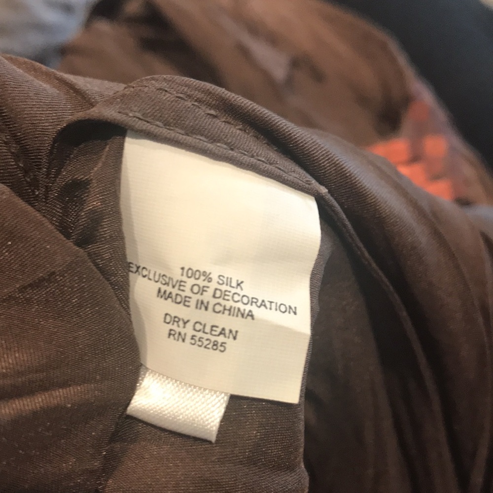 Express Design Studio 100% Silk Embellishment Tank - image 5